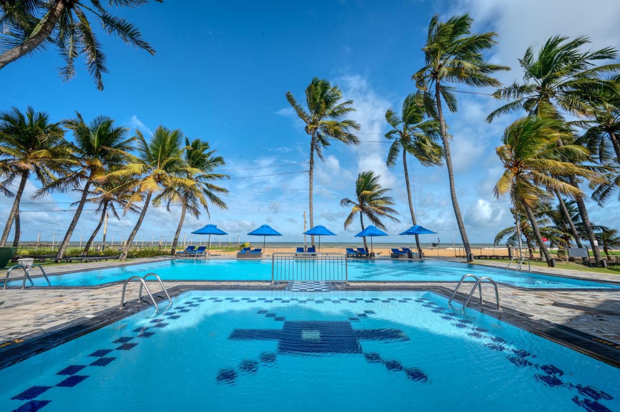 Camelot Beach Hotel Negombo Ngoại thất bức ảnh