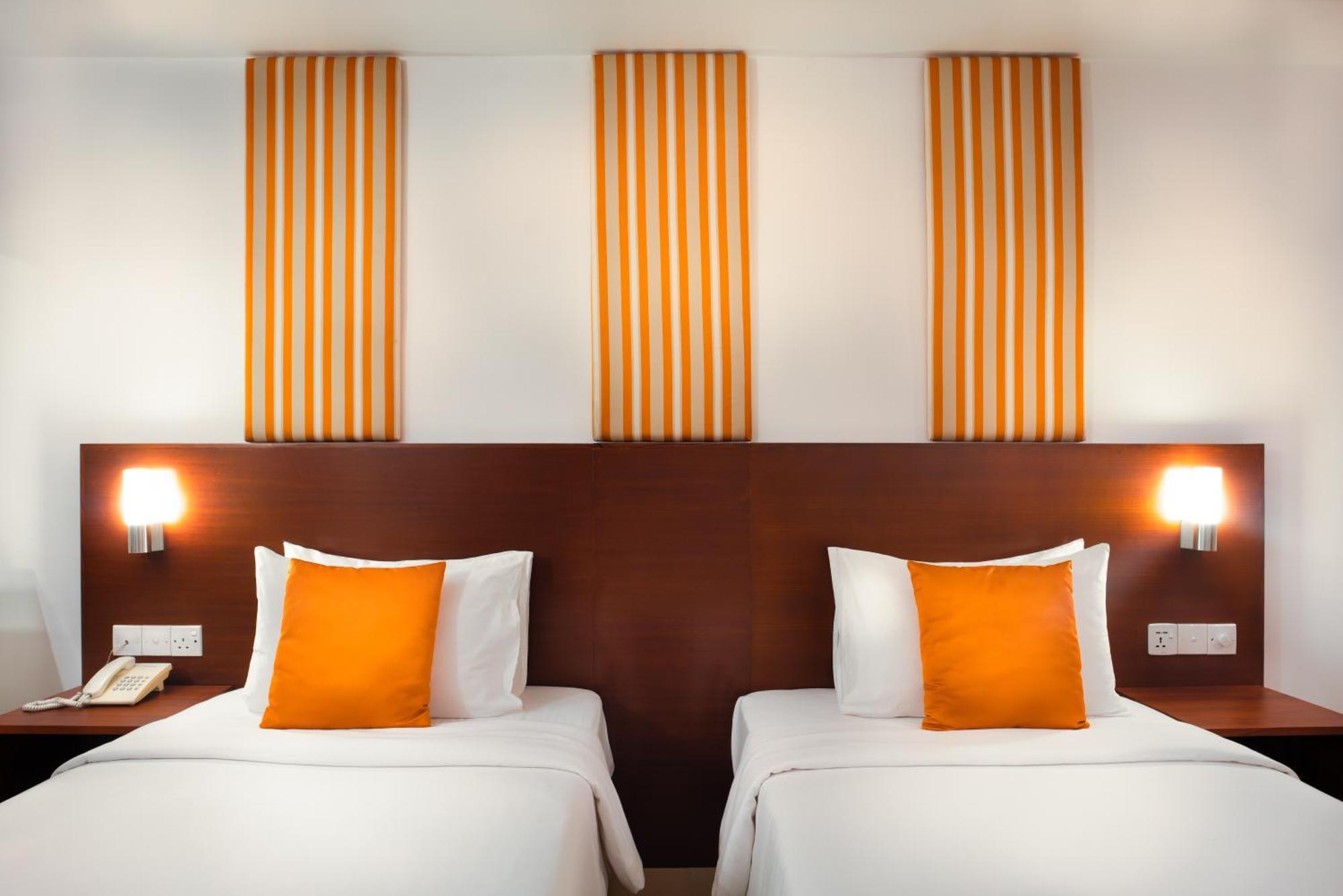 Camelot Beach Hotel Negombo Ngoại thất bức ảnh