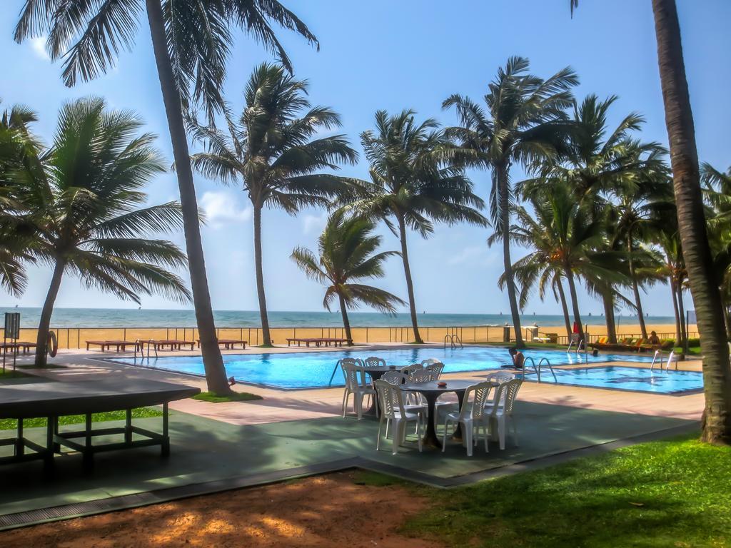 Camelot Beach Hotel Negombo Ngoại thất bức ảnh