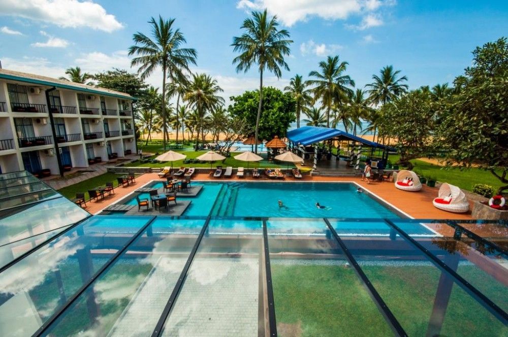 Camelot Beach Hotel Negombo Ngoại thất bức ảnh